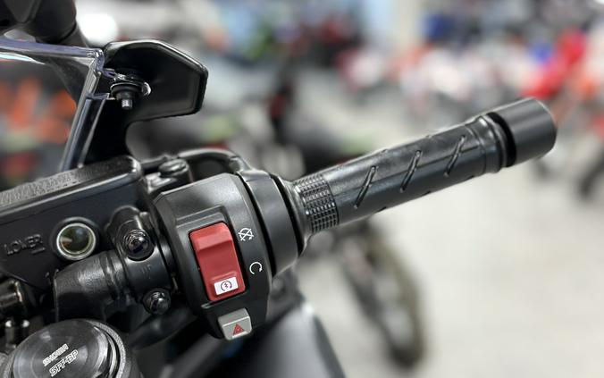 2026 Honda CBR650R E-Clutch Matte Black Metallic - H0676