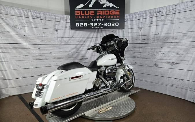 2017 Harley-Davidson Street Glide Special Crushed Ice Pearl