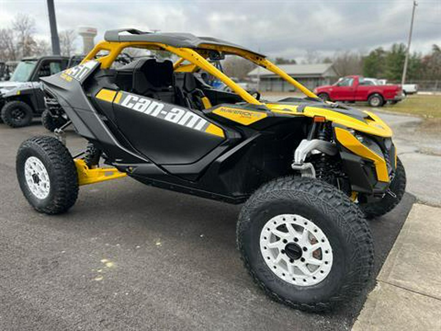 2024 Can-Am Maverick R X RS 999T DCT