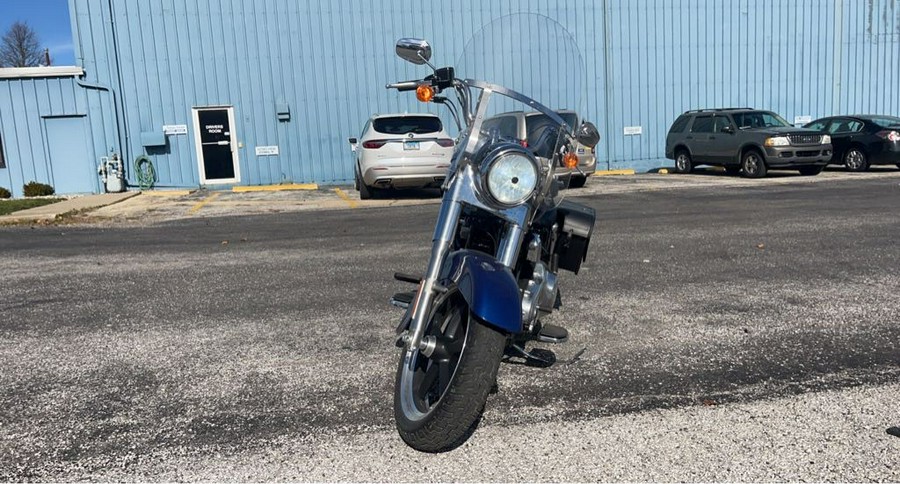 2015 Harley-Davidson® FLD SWITCHBACK