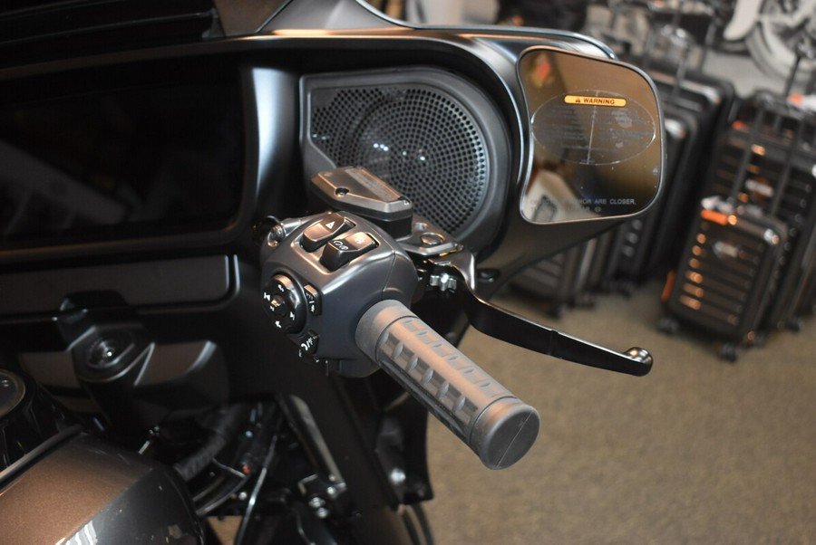 FLHX 2025 Street Glide™