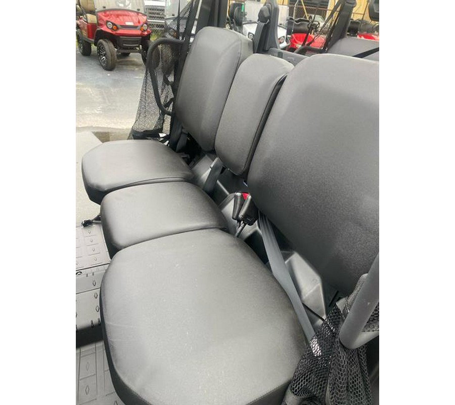 2025 Can-Am Defender MAX HD7