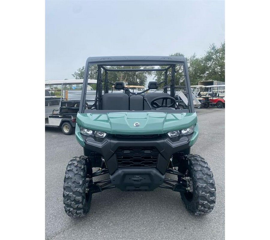 2025 Can-Am Defender MAX HD7