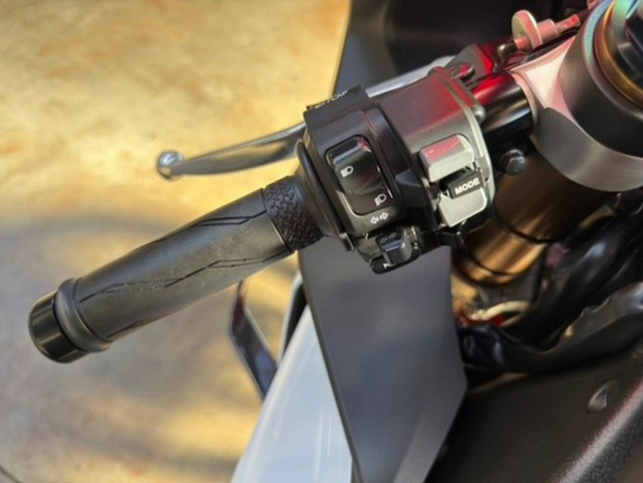 2026 Yamaha YZF R1 70Th Anniversary Edition