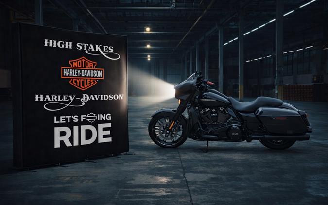 2019 Harley-Davidson® Street Glide® Special Vivid Black FLHXS