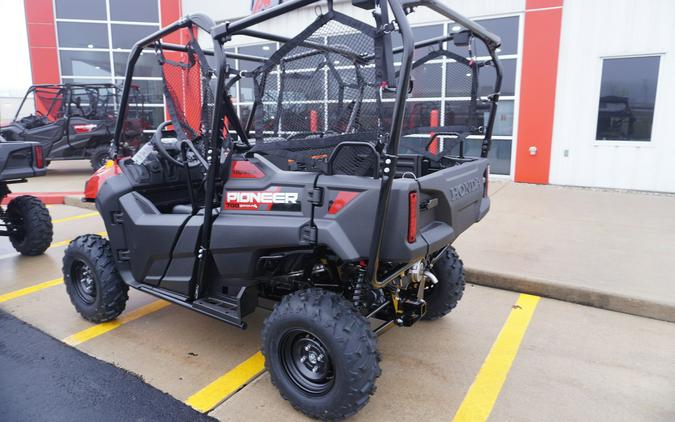 2026 Honda PIONEER 700-4