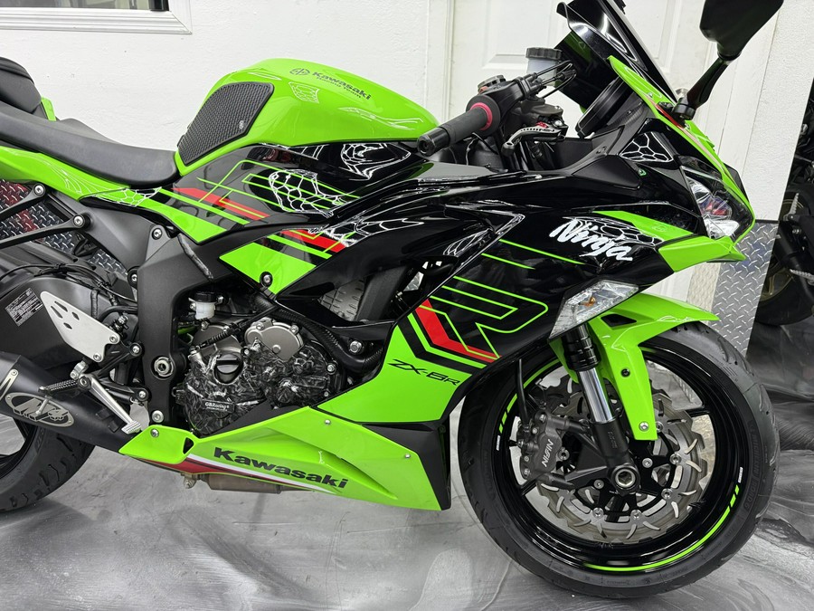2023 Kawasaki Ninja ZX6R KRT ABS With M4 Exhaust + GB Engine Covers + ASV Levers