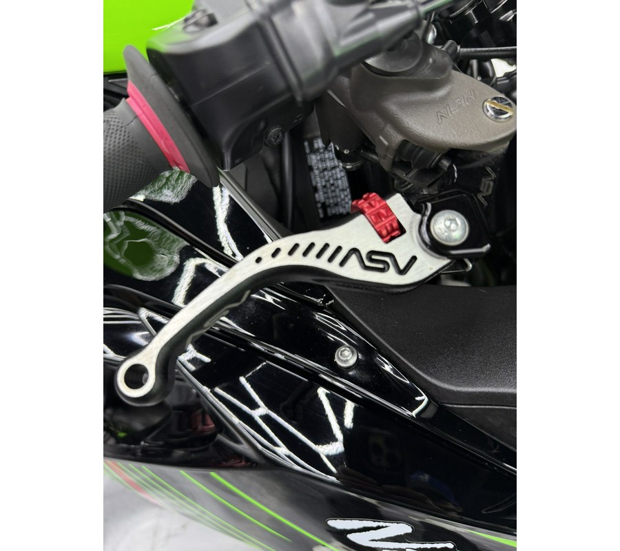 2023 Kawasaki Ninja ZX6R KRT ABS With M4 Exhaust + GB Engine Covers + ASV Levers