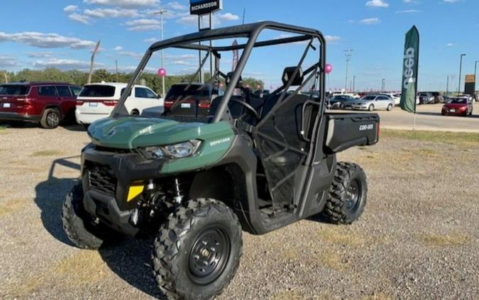 2026 Can-Am Defender HD7
