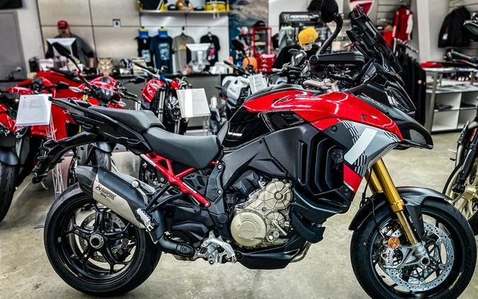 2027 DUCATI MULTISTRADA V4 PIKES PEAK