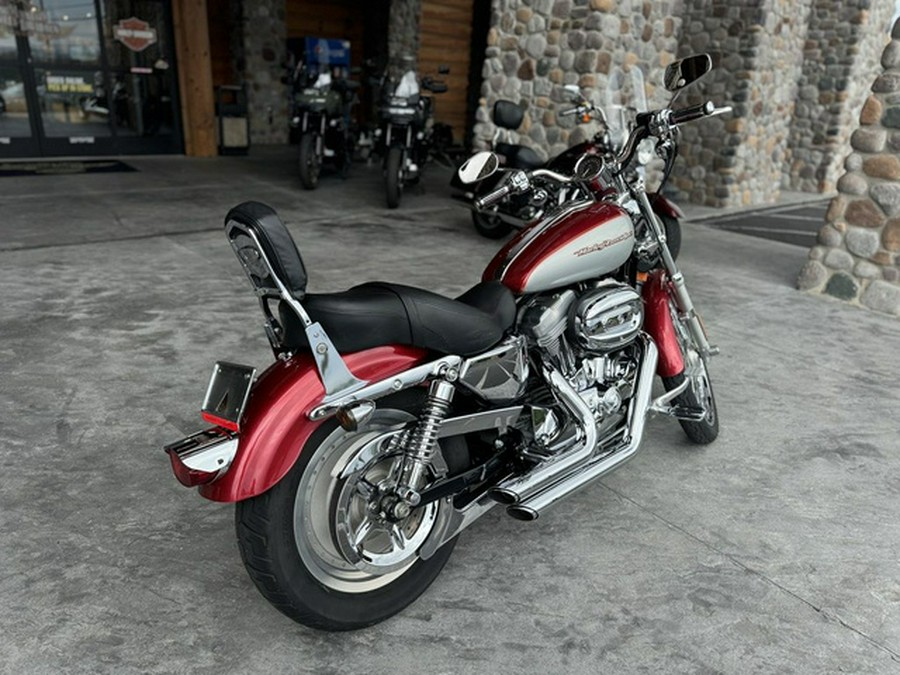 2005 Harley-Davidson XL883C - Sportster Custom 883C