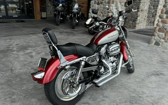 2005 Harley-Davidson XL883C - Sportster Custom 883C