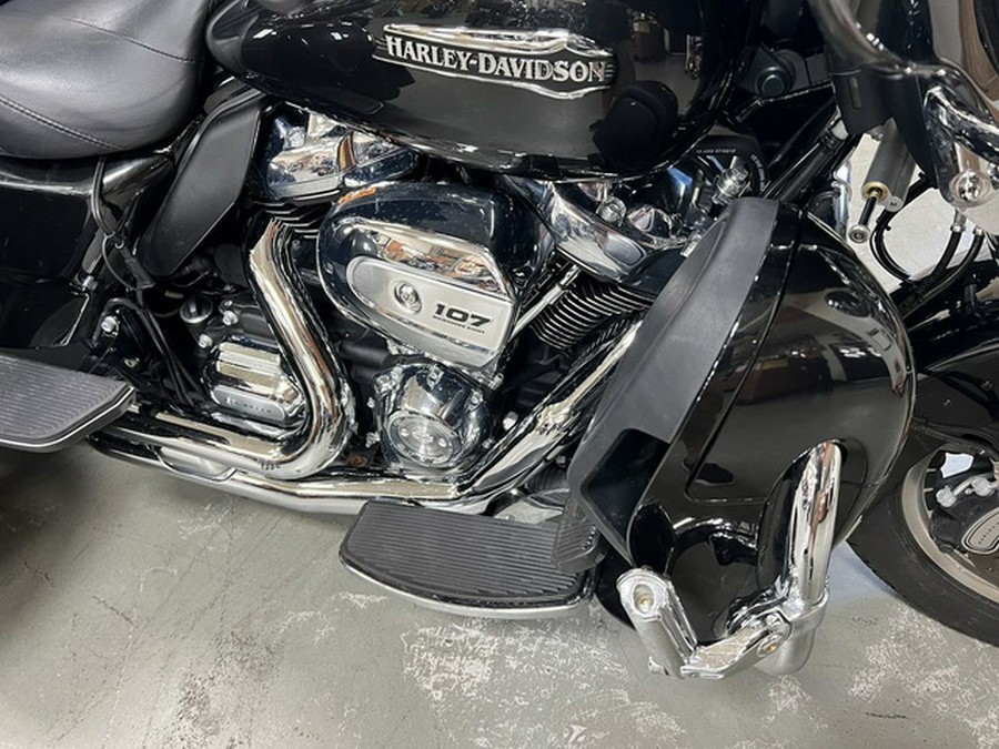 2018 Harley-Davidson Trike FLHTCUTG - Tri Glide Ultra