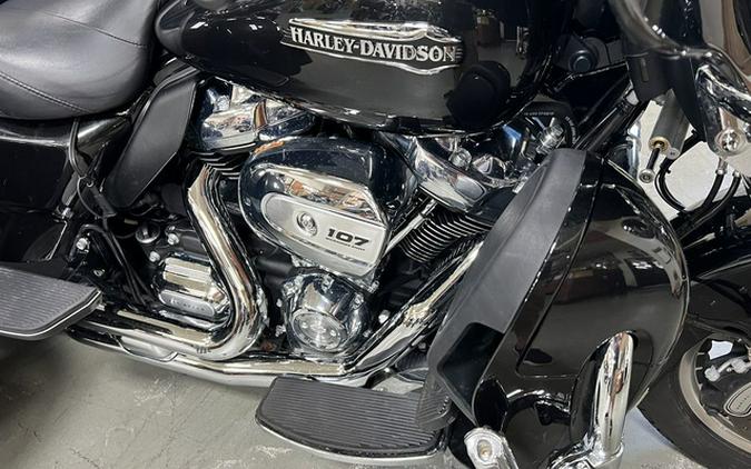 2018 Harley-Davidson Trike FLHTCUTG - Tri Glide Ultra