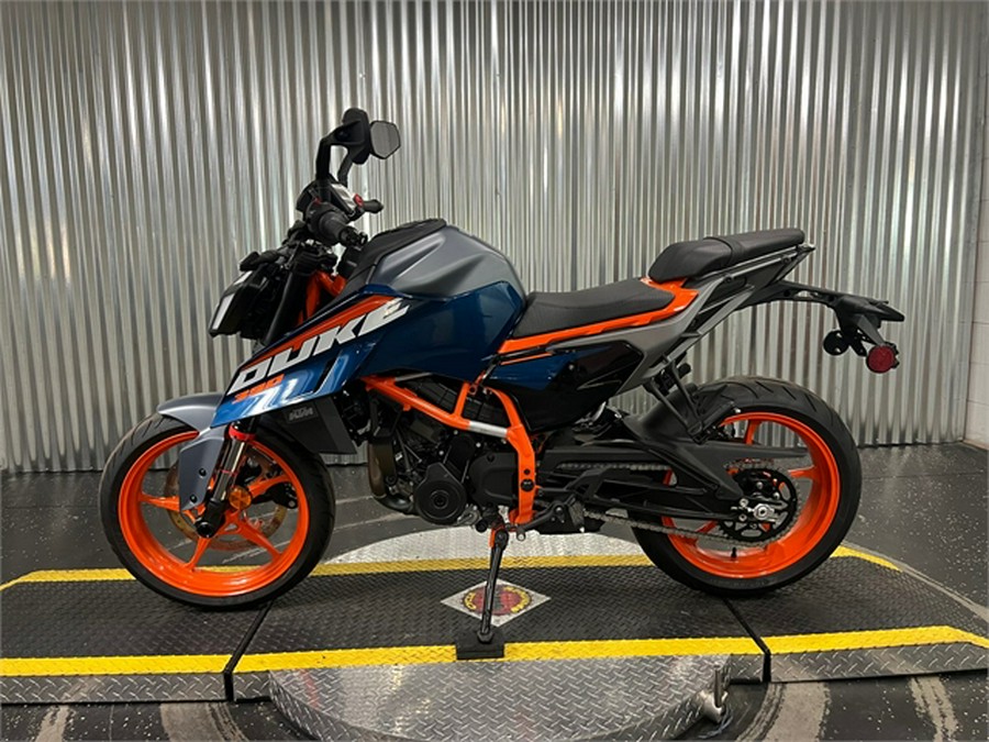 2024 KTM 390 Duke