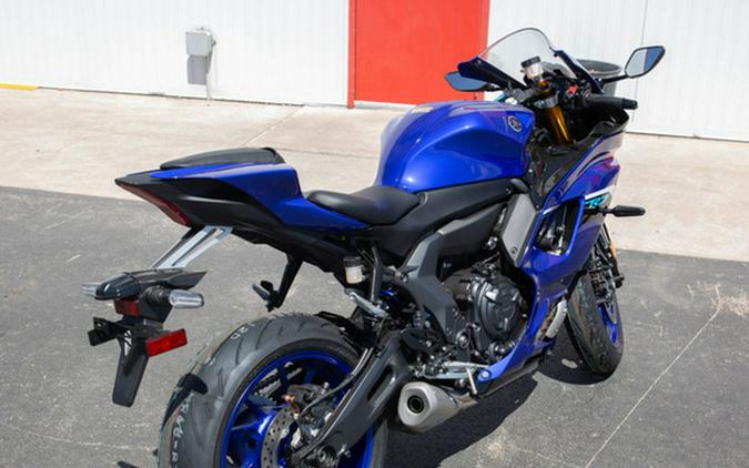 2025 Yamaha YZF R7