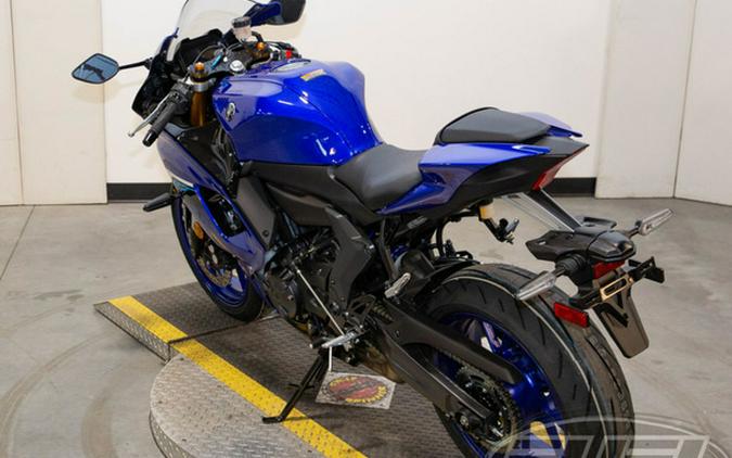 2025 Yamaha YZF R7