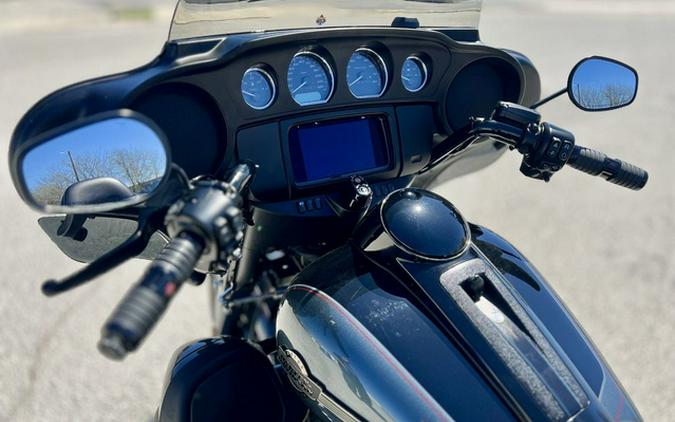 2025 Harley-Davidson FLHTCUTG - Tri Glide Ultra