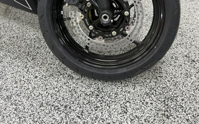 2026 Kawasaki Ninja 650 ABS Metallic Matte Whitish Silver/Metallic Flat Spark Black - K8416