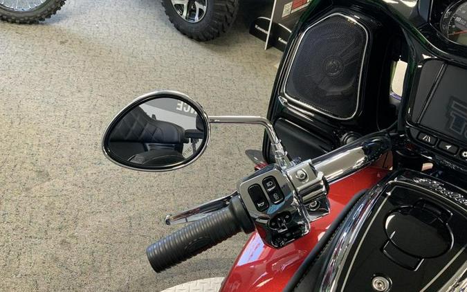 2024 Indian Motorcycle® Pursuit® Limited® with PowerBand Audio Package Sunset Red Metallic