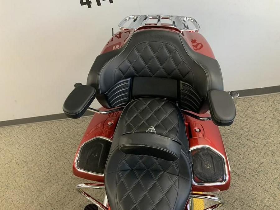 2024 Indian Motorcycle® Pursuit® Limited® with PowerBand Audio Package Sunset Red Metallic