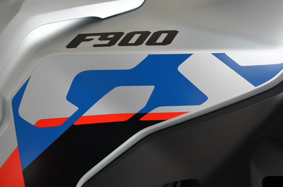 2025 BMW F 900 GSA