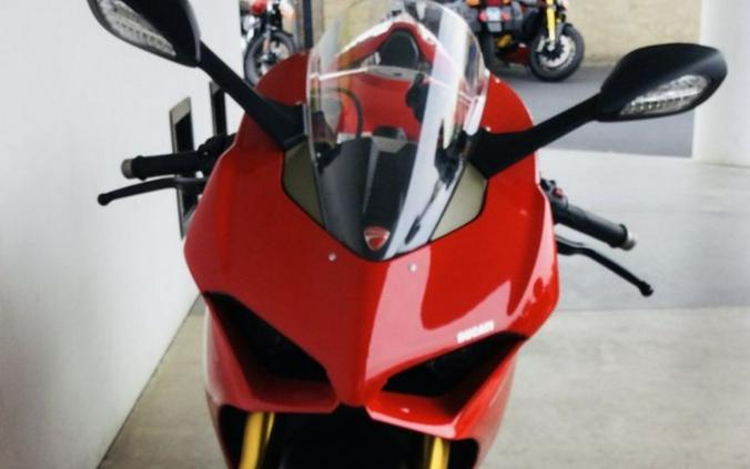 2018 Ducati Panigale V4 S