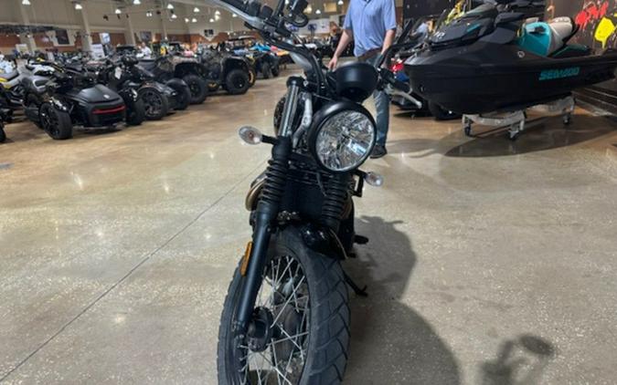 2022 Triumph Street Scrambler Jet Black