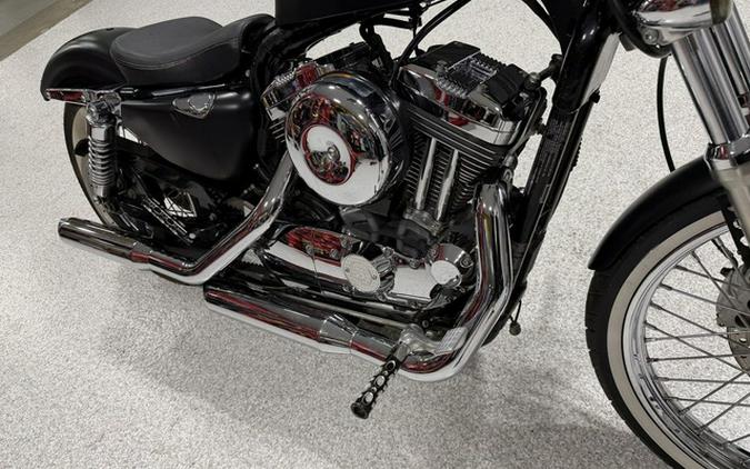 2013 Harley-Davidson Sportster XL1200V - Seventy-Two