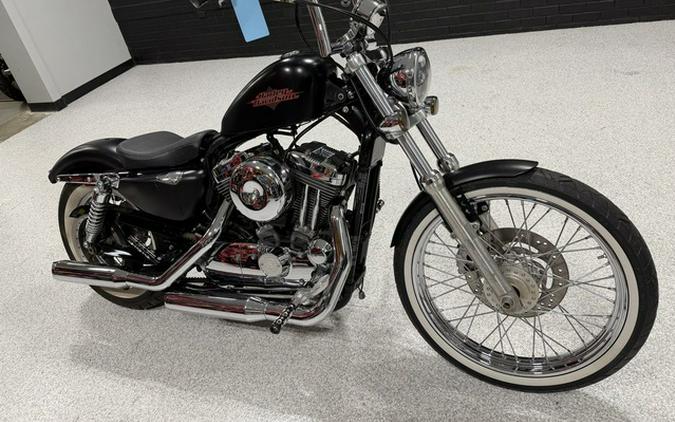 2013 Harley-Davidson Sportster XL1200V - Seventy-Two
