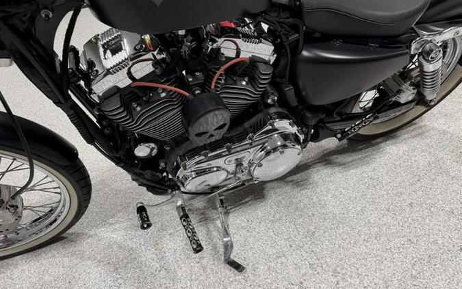 2013 Harley-Davidson Sportster XL1200V - Seventy-Two