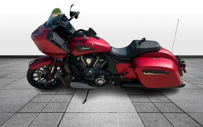 2024 Indian Motorcycle® Challenger® Dark Horse® Sunset Red Smoke