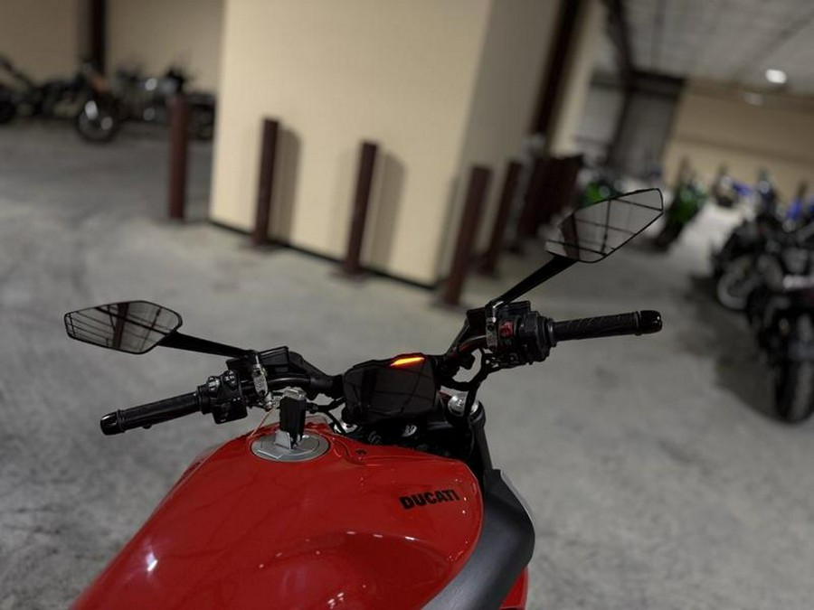 2025 Ducati Diavel V4 Ducati Red