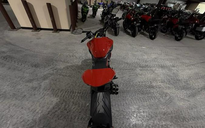 2025 Ducati Diavel V4 Ducati Red