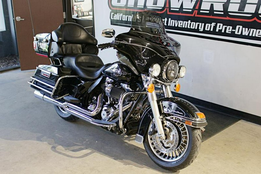 2013 Harley-Davidson® FLHTCU - Electra Glide® Ultra Classic®
