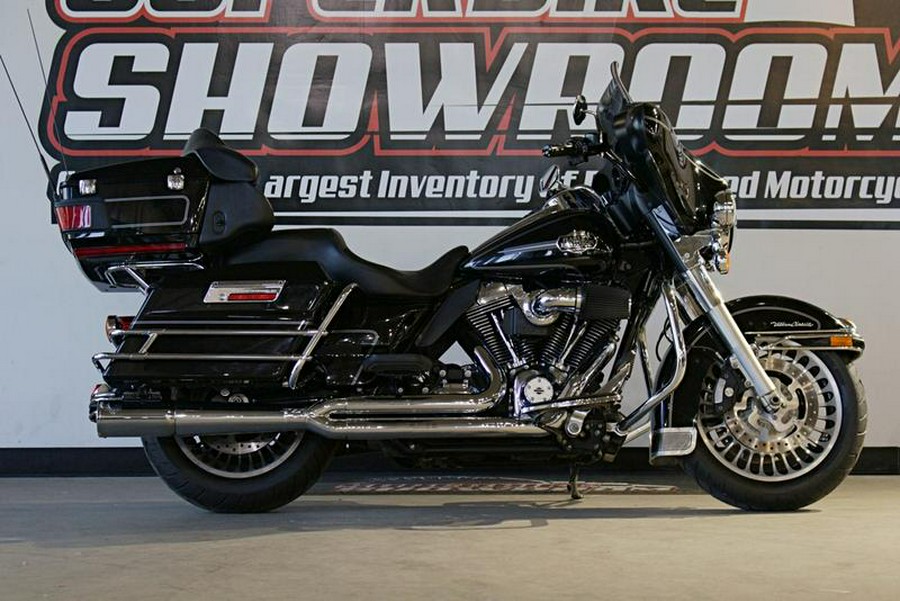 2013 Harley-Davidson® FLHTCU - Electra Glide® Ultra Classic®