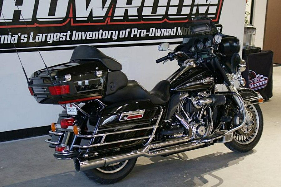 2013 Harley-Davidson® FLHTCU - Electra Glide® Ultra Classic®