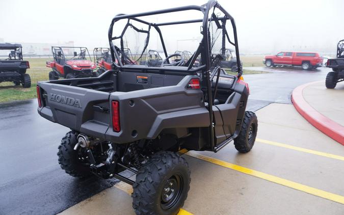 2026 Honda PIONEER 700