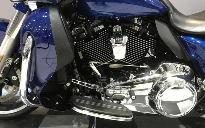 2017 Harley-Davidson® FLTRXS - Road Glide® Special