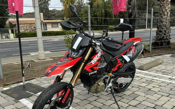 2026 Ducati Hypermotard 698 Mono RVE