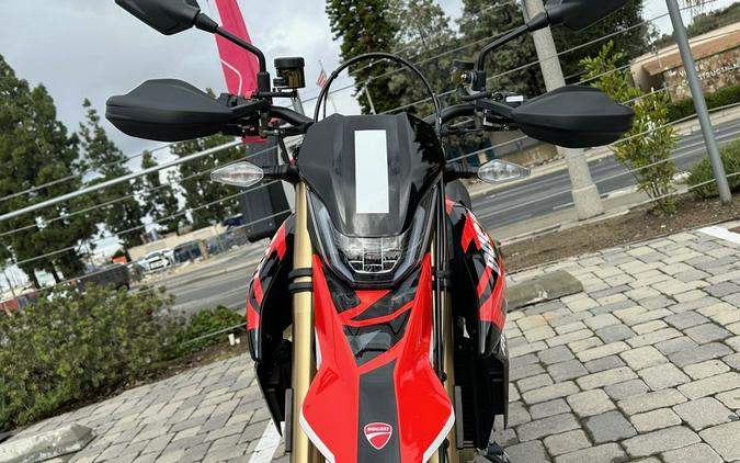 2026 Ducati Hypermotard 698 Mono RVE
