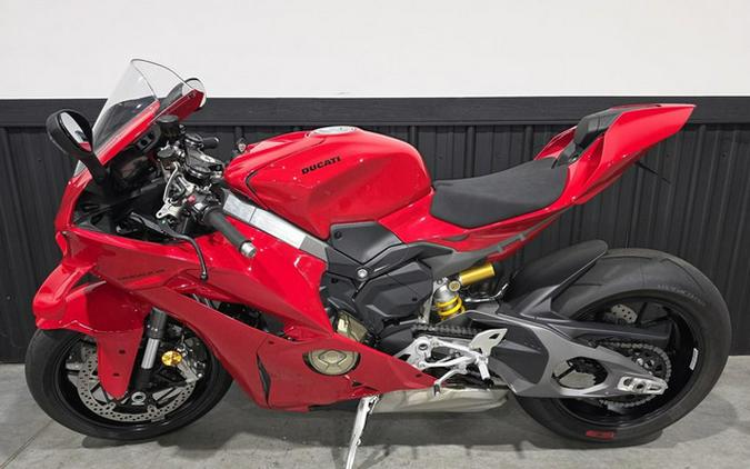 2026 Ducati Panigale V4