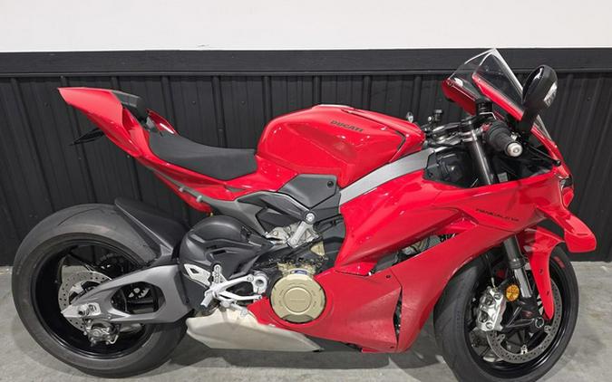 2026 Ducati Panigale V4