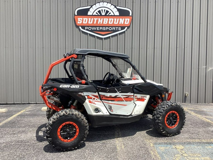 2014 Can-Am™ Maverick 1000 X rs