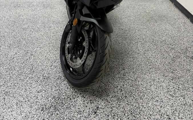 2026 Kawasaki NINJA 500 Metallic Flat Spark Black/Metallic Spark Black - K0233