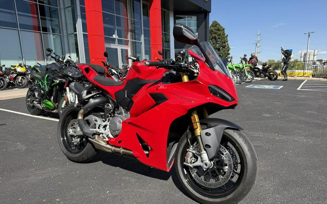 2026 Ducati Panigale V2 S Ducati Red