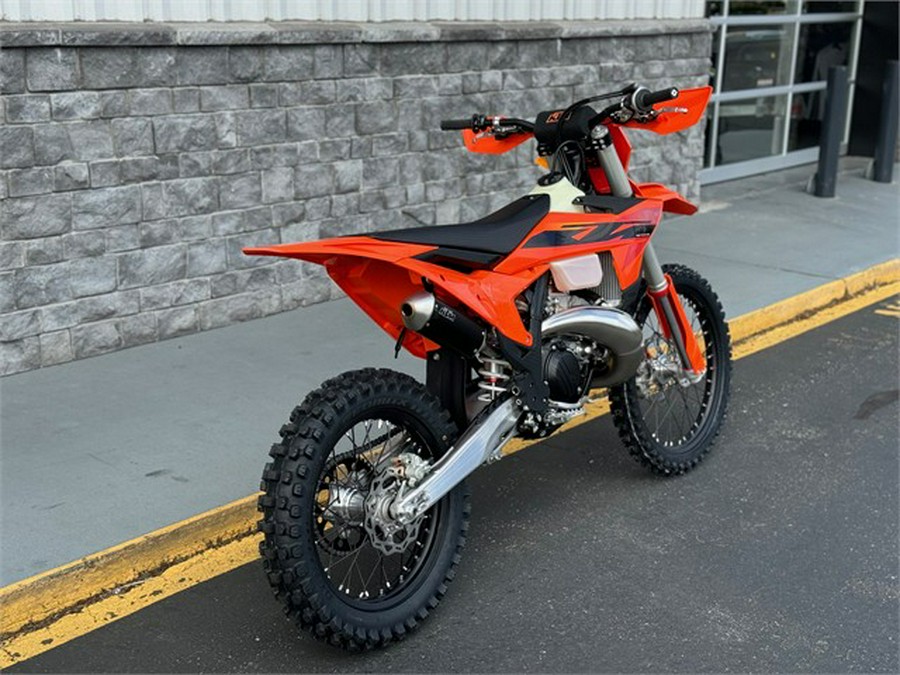 2025 KTM 300 XC