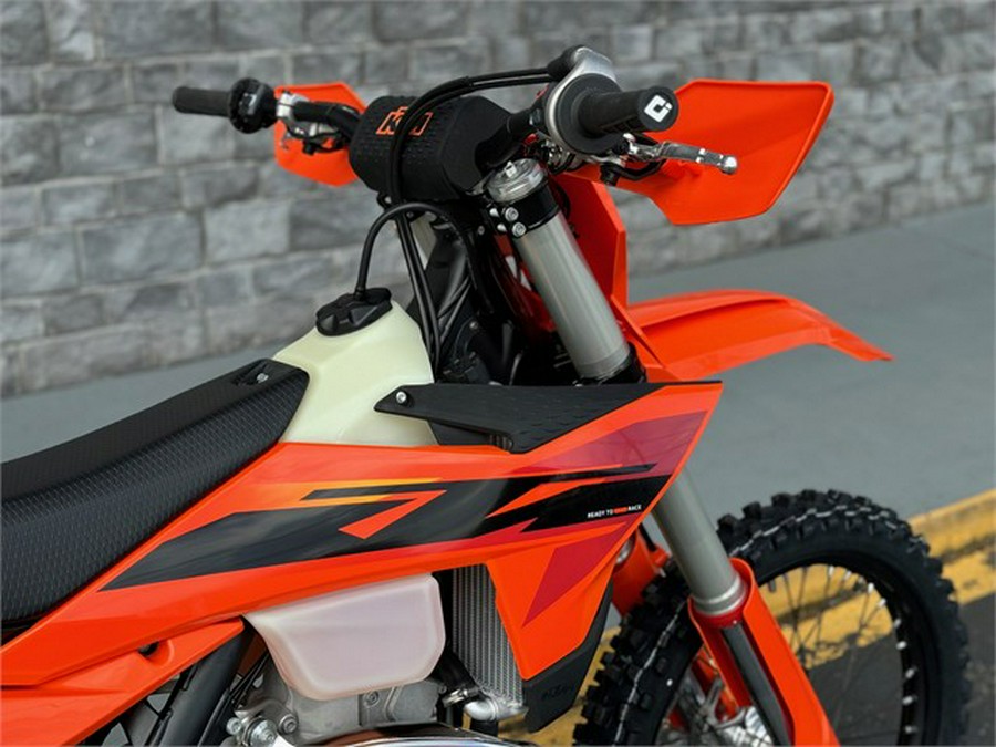 2025 KTM 300 XC