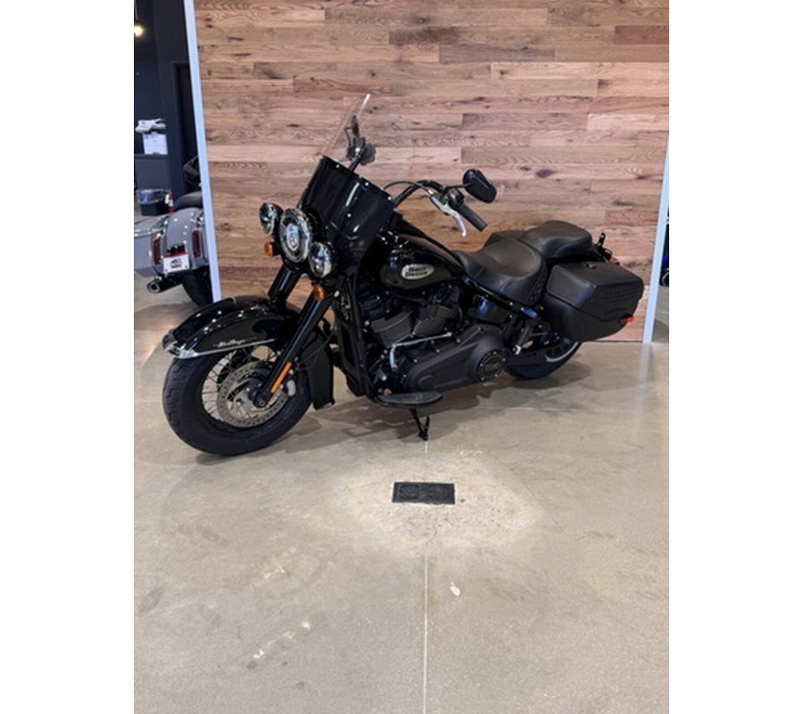 2024 Harley-Davidson Softail FLHCS - Heritage Classic