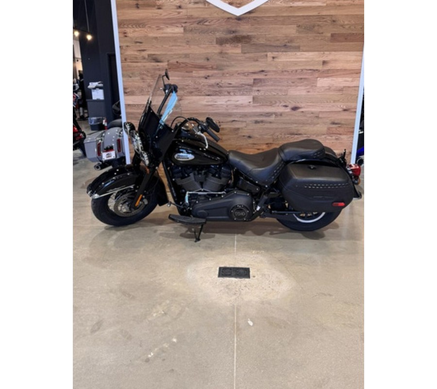 2024 Harley-Davidson Softail FLHCS - Heritage Classic
